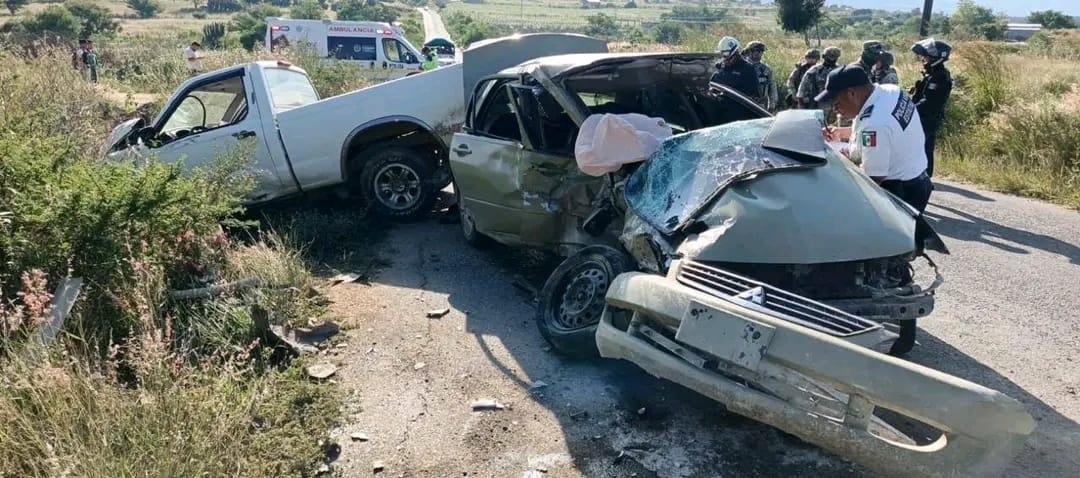 CHOQUE FRONTAL EN MIAHUATLÁN DEJA A UN LESIONADO